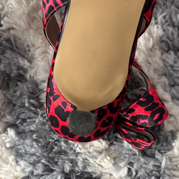 Betsey Johnson Pink Leopard Heels with Bow - Picture 9 of 9
